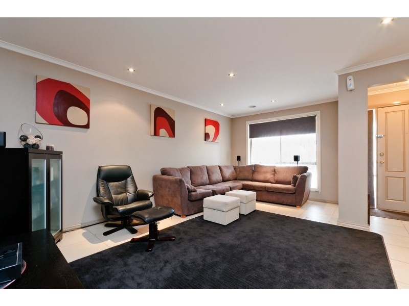 3 Bingin Place, Craigieburn VIC 3064