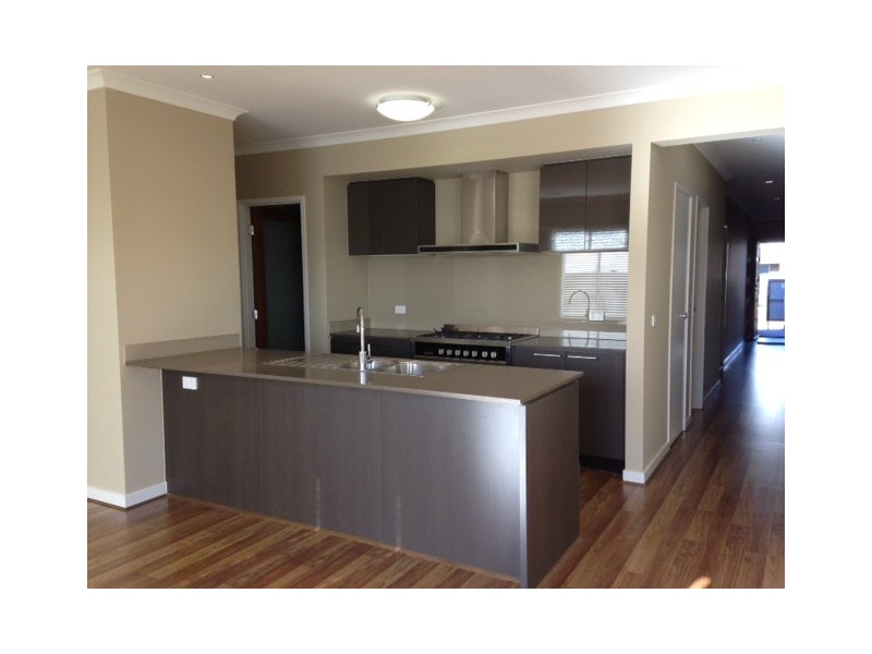 111 Gateshead Street, Craigieburn VIC 3064