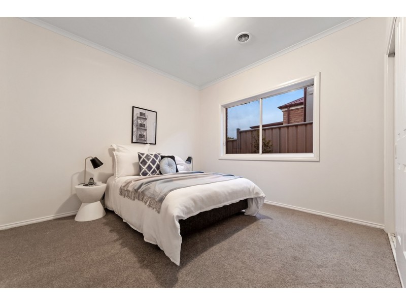 11 Eagle Court, Craigieburn VIC 3064