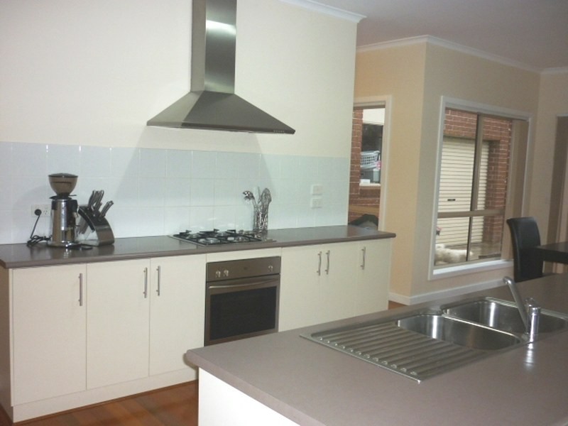 3 Reay Drive, Craigieburn VIC 3064