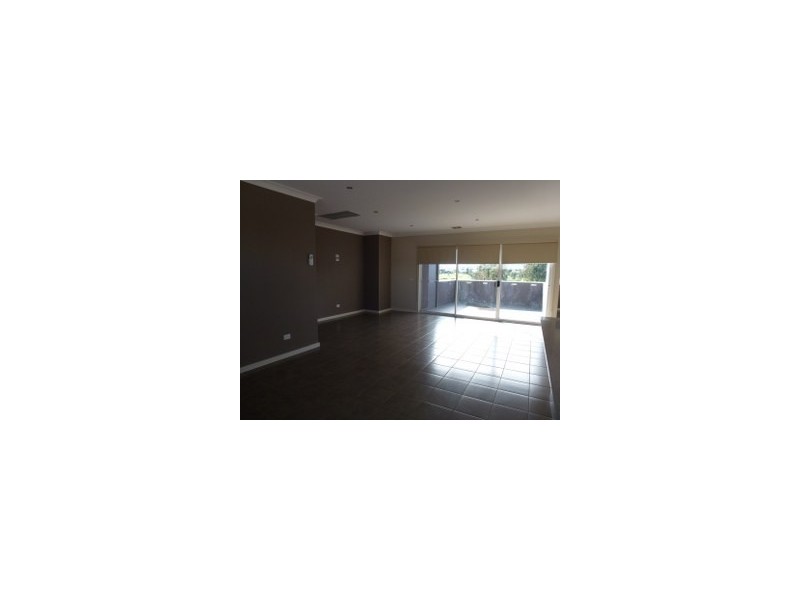 6A Centennial Park Drive, Craigieburn VIC 3064