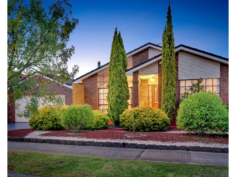 37 Amesbury Avenue, Craigieburn VIC 3064