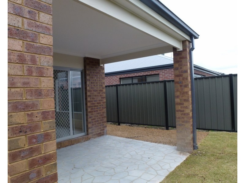 79 Gateshead Street, Craigieburn VIC 3064