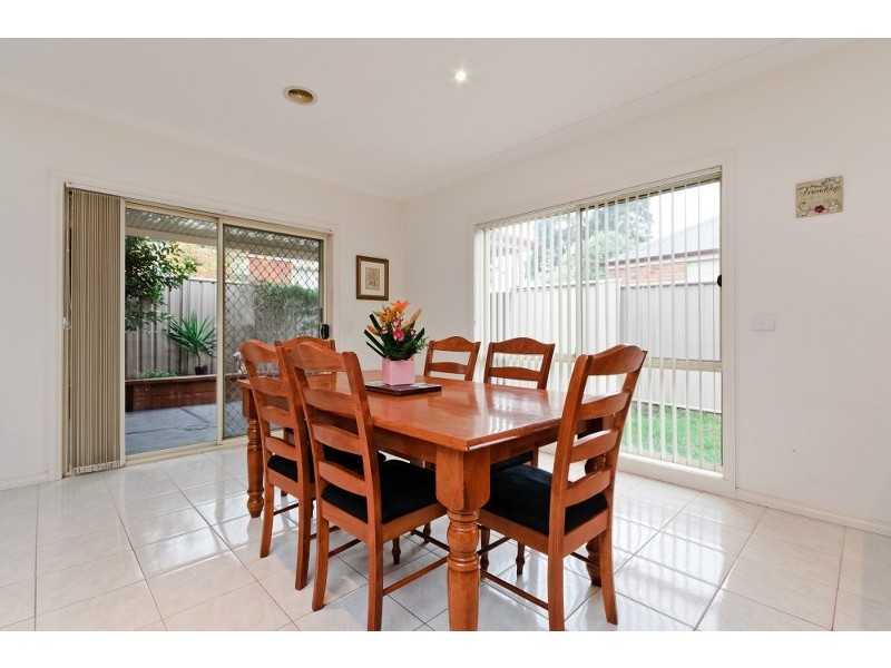 7 Bowman Glen, Craigieburn VIC 3064