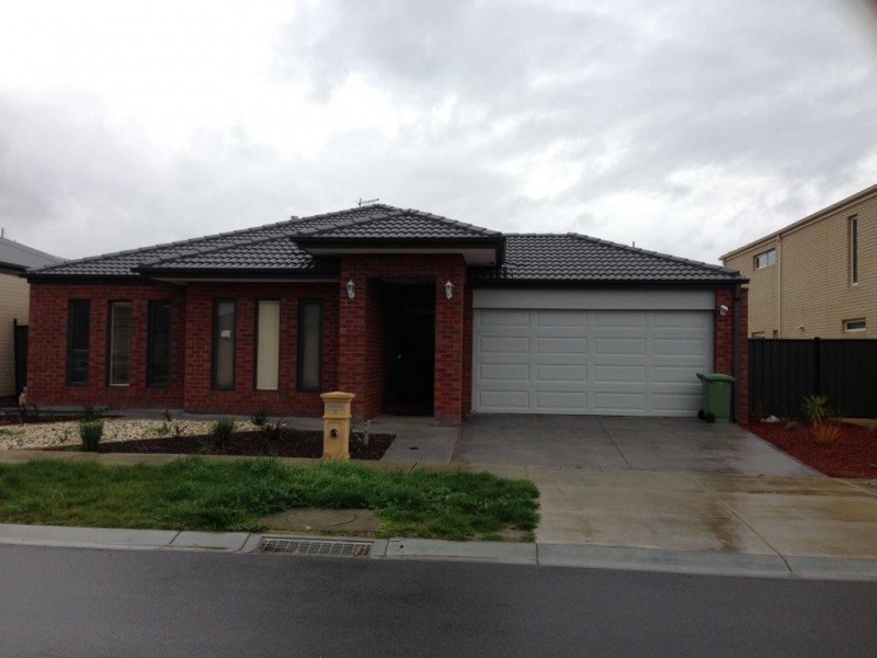 6 Scotney Road, Craigieburn VIC 3064