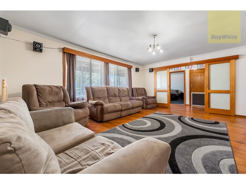 30 Langdon Crescent, Craigieburn VIC 3064