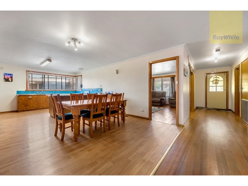 30 Langdon Crescent, Craigieburn VIC 3064