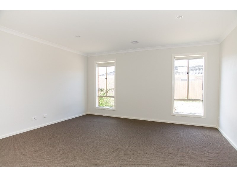 21 Kernan Court, Craigieburn VIC 3064