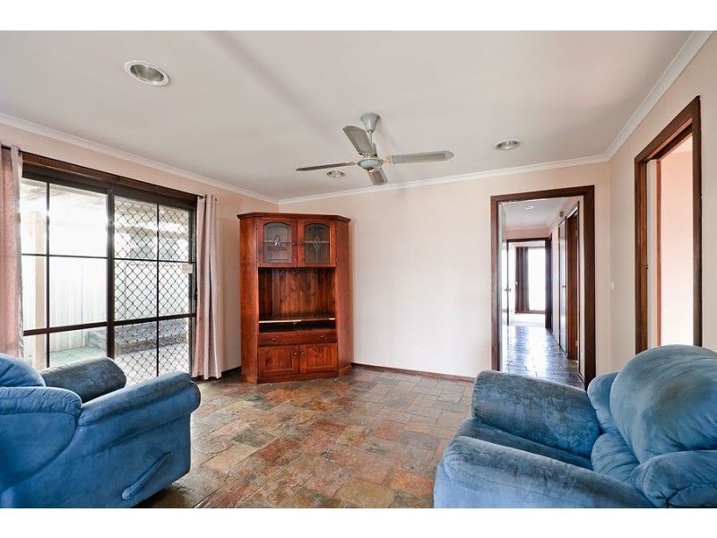 1 Falmer Place, Craigieburn VIC 3064