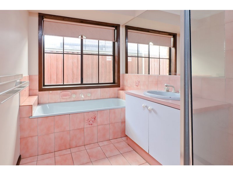 1 Falmer Place, Craigieburn VIC 3064