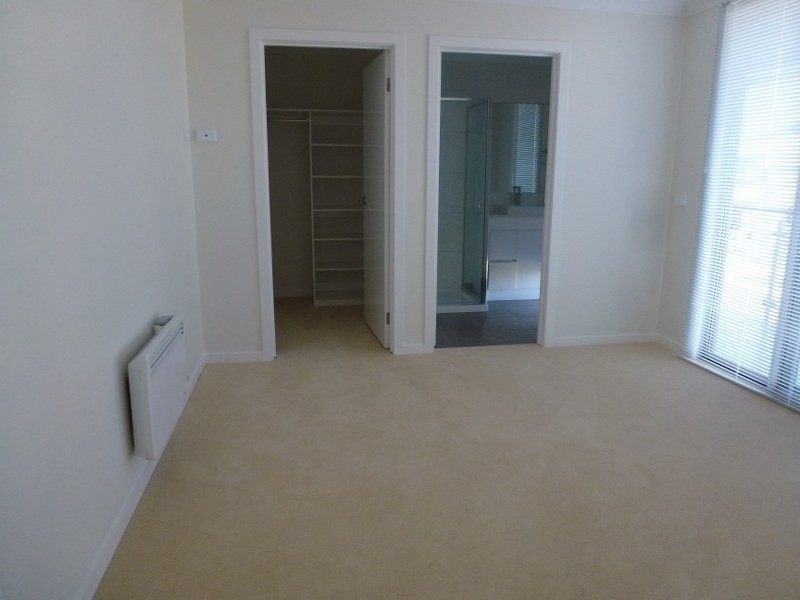 20 Cavell Drive, Craigieburn VIC 3064