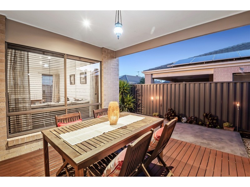 53 Cradle Mountain Drive, Craigieburn VIC 3064