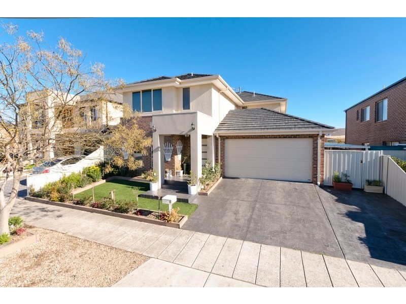 25 Long Island Circuit, Craigieburn VIC 3064
