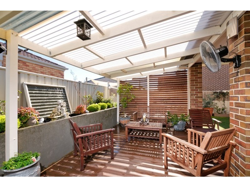 25 Long Island Circuit, Craigieburn VIC 3064