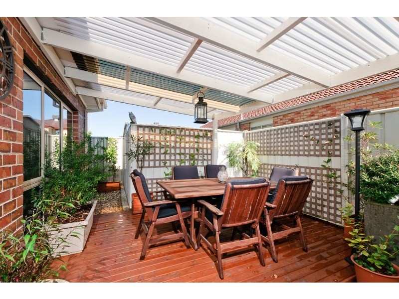 25 Long Island Circuit, Craigieburn VIC 3064