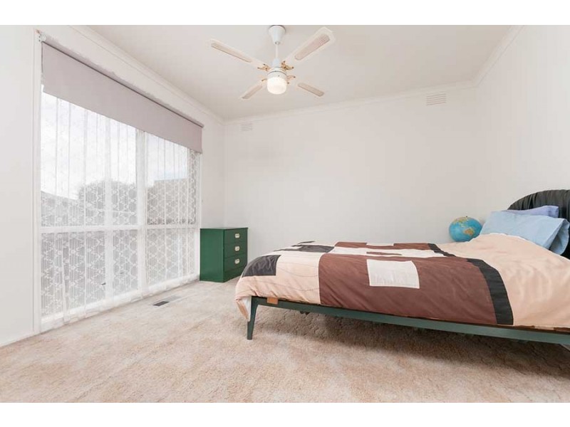 43 Hothlyn Drive, Craigieburn VIC 3064