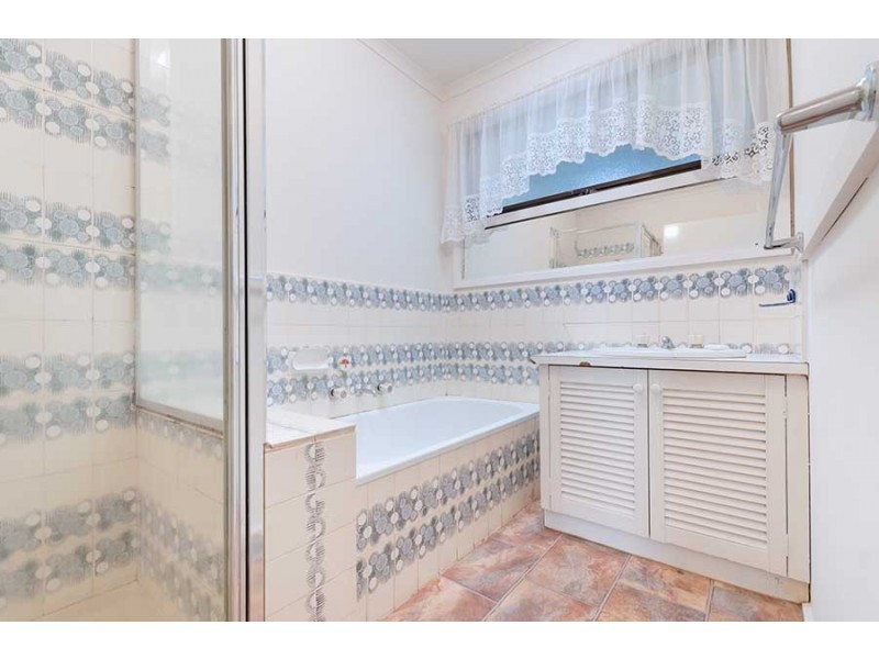 43 Hothlyn Drive, Craigieburn VIC 3064