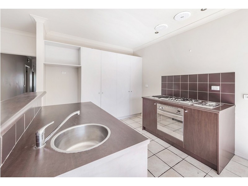 11 Leawood Glade, Craigieburn VIC 3064