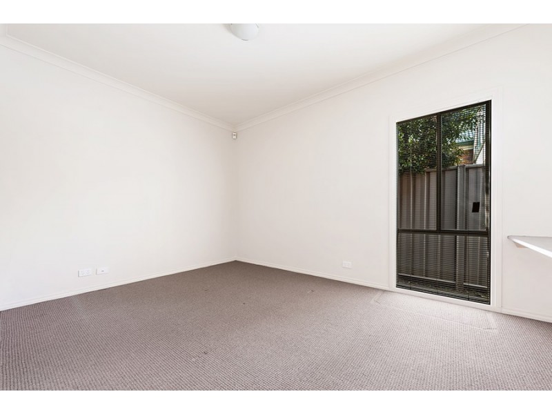 11 Leawood Glade, Craigieburn VIC 3064