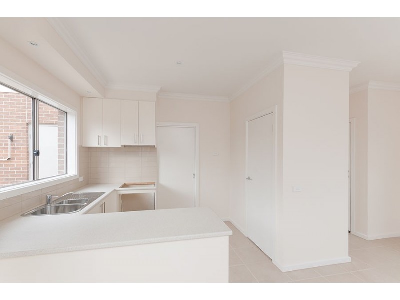 2/62 Gordon Street, Tullamarine VIC 3043