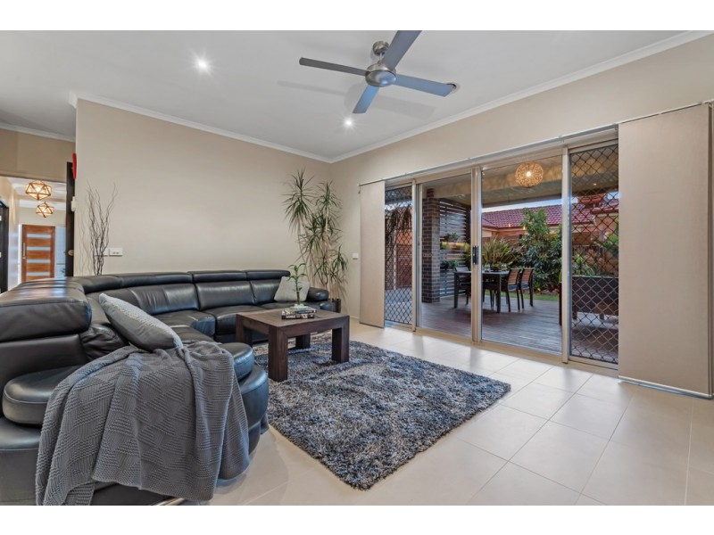 10 Glengarry Place, Craigieburn VIC 3064