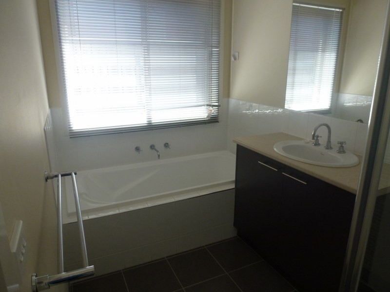 70 Corringa Way, Craigieburn VIC 3064