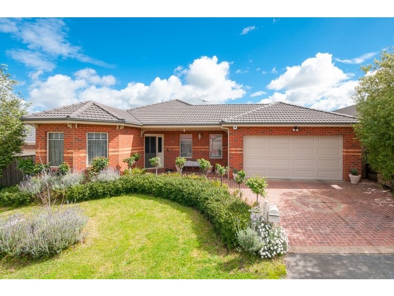 4 Lilac Close, Craigieburn VIC 3064