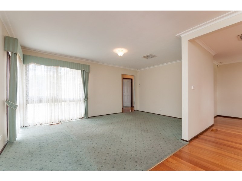 30 Wattleglen Street, Craigieburn VIC 3064