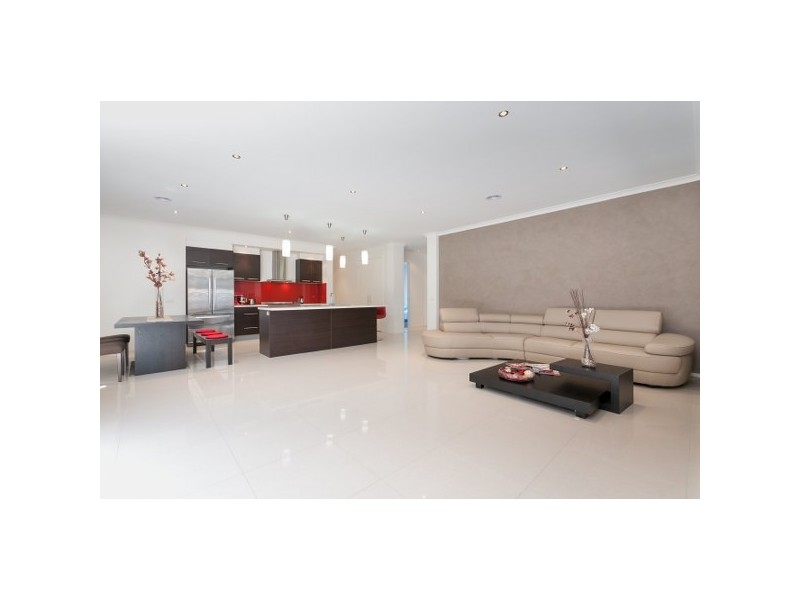 51 Ardsley Circuit, Craigieburn VIC 3064
