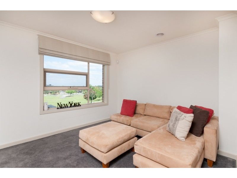 47 Bellfield Drive, Craigieburn VIC 3064