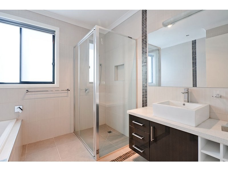 6 Ben Loman Circuit, Craigieburn VIC 3064