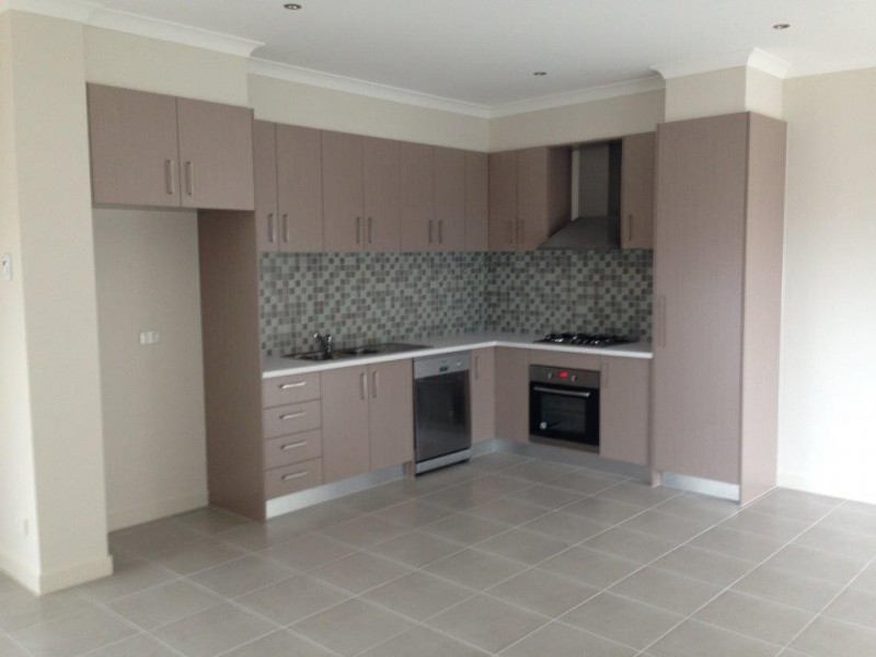 1/4 Delany Lane, Craigieburn VIC 3064