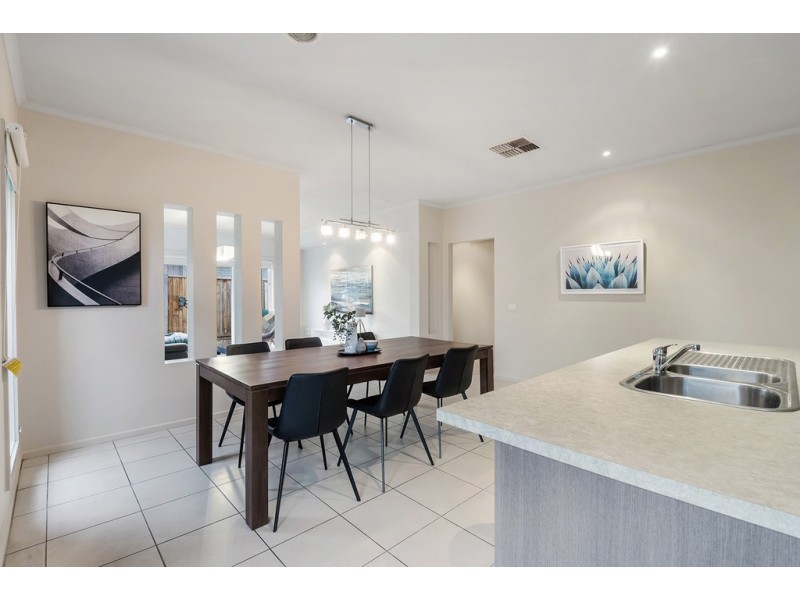 1 Grosvenor Square, Craigieburn VIC 3064