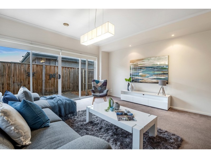 1 Grosvenor Square, Craigieburn VIC 3064