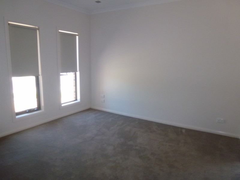 14 Wattletree Street, Craigieburn VIC 3064