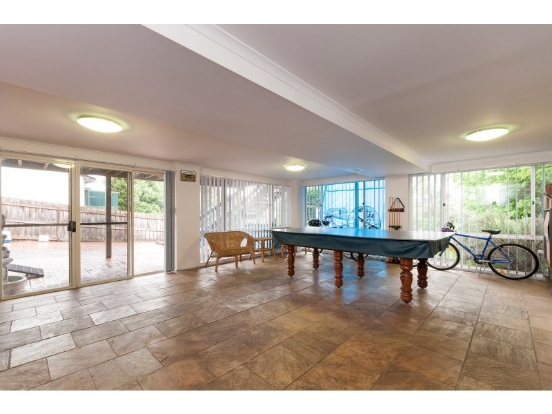 24 Axminster Drive, Craigieburn VIC 3064