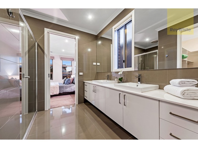 16 Water Fern Grove, Greenvale VIC 3059