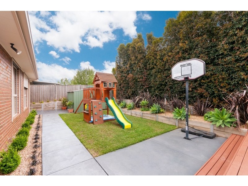 42 Royal Terrace, Craigieburn VIC 3064