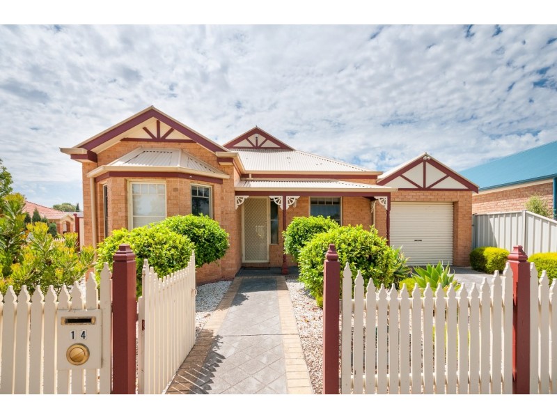 14 Foxglove Lane, Craigieburn VIC 3064