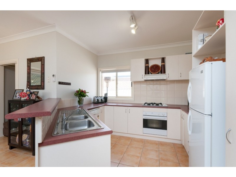 14 Foxglove Lane, Craigieburn VIC 3064