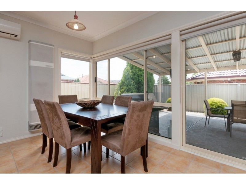 14 Foxglove Lane, Craigieburn VIC 3064