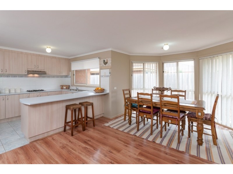 23 Thames Way, Roxburgh Park VIC 3064