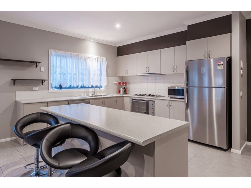 3 Brixton Place, Craigieburn VIC 3064