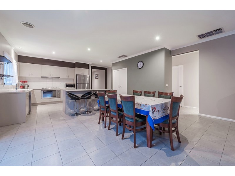 3 Brixton Place, Craigieburn VIC 3064