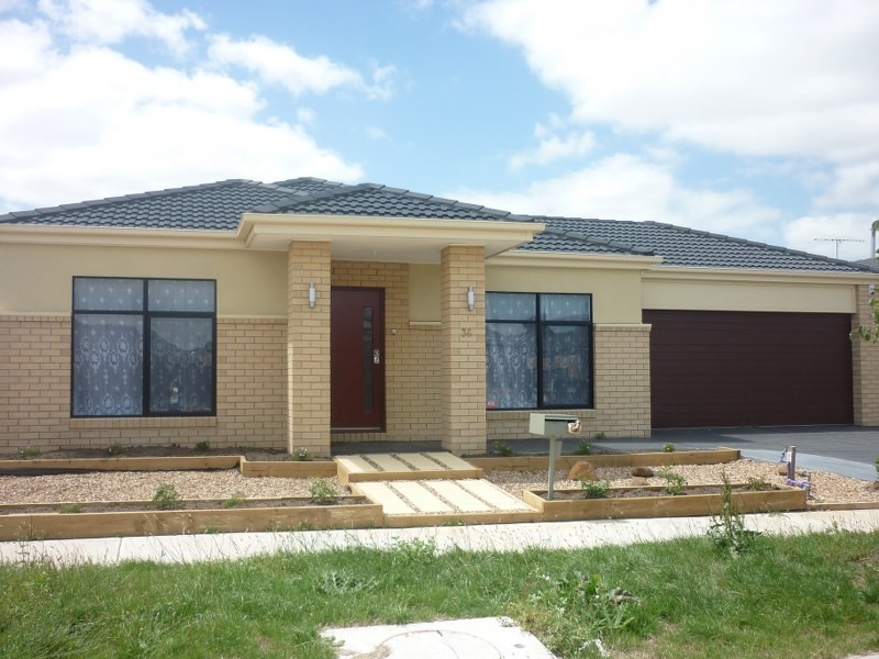 36 Greenham Avenue, Craigieburn VIC 3064