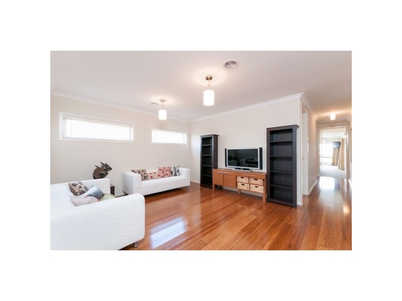 34 Mandalay Circuit, Beveridge VIC 3753