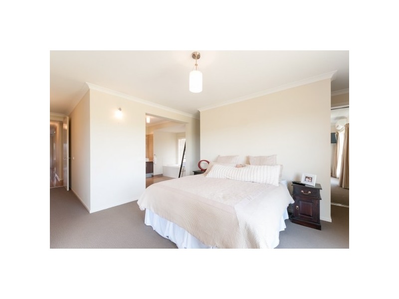 34 Mandalay Circuit, Beveridge VIC 3753