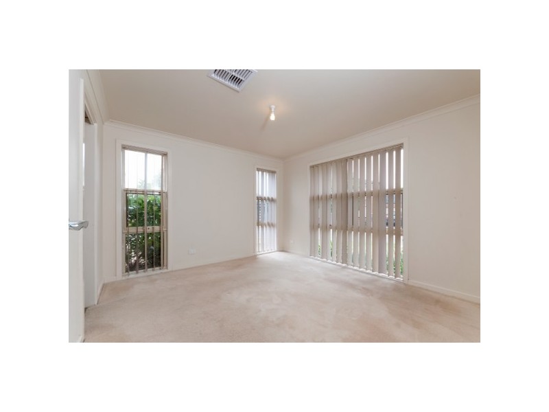 28 William Hovell Pass, Craigieburn VIC 3064