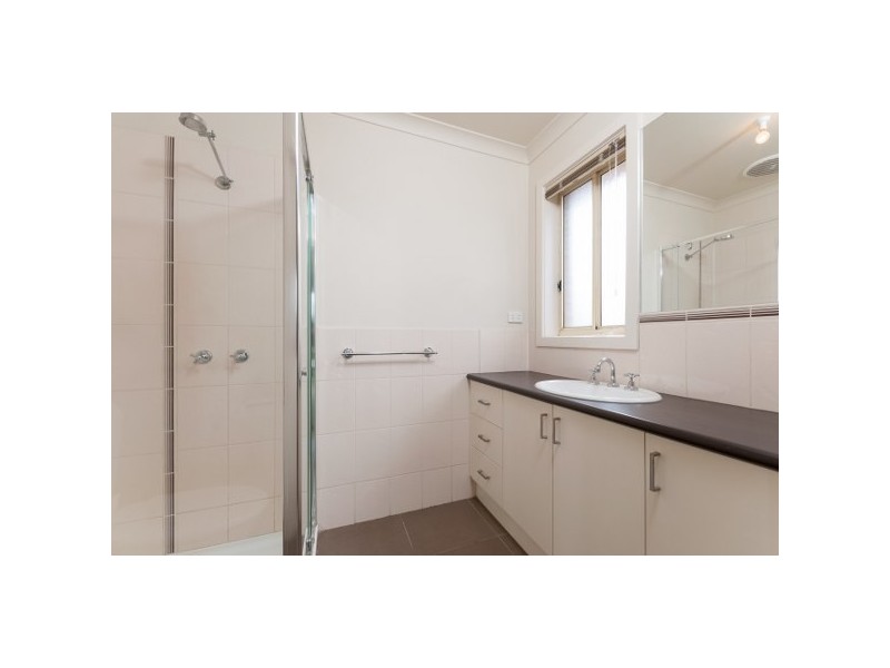 28 William Hovell Pass, Craigieburn VIC 3064
