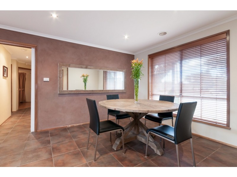 1 Amesbury Avenue, Craigieburn VIC 3064